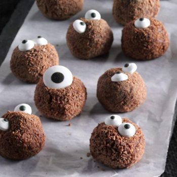 Halloween Candy Recipes - Halloween Truffles with Google Eyes