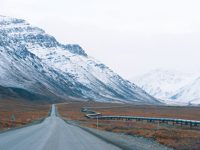 Most dangerous roads in the world - Dalton Highway, Alaska