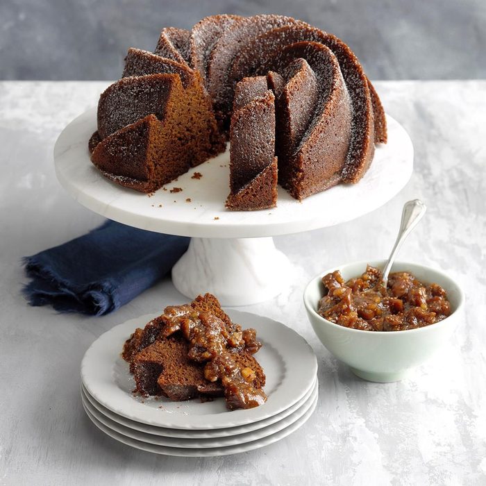 Old fashioned Christmas cake recipes - Gingerbread with Fig-Walnut Sauce