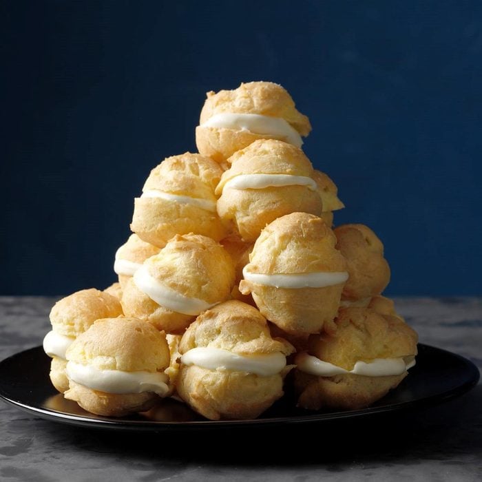 New Year's Finger Food - Finger-Licking Good Mini Cream Puffs