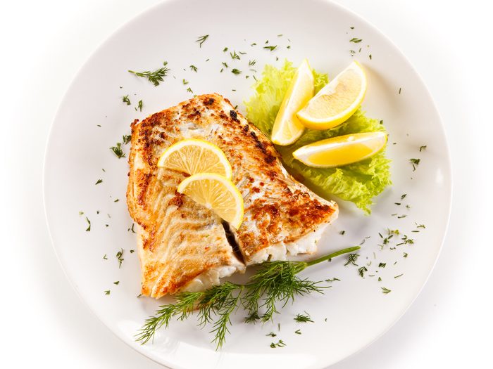 Healthiest fish - salmon, lemon and dill