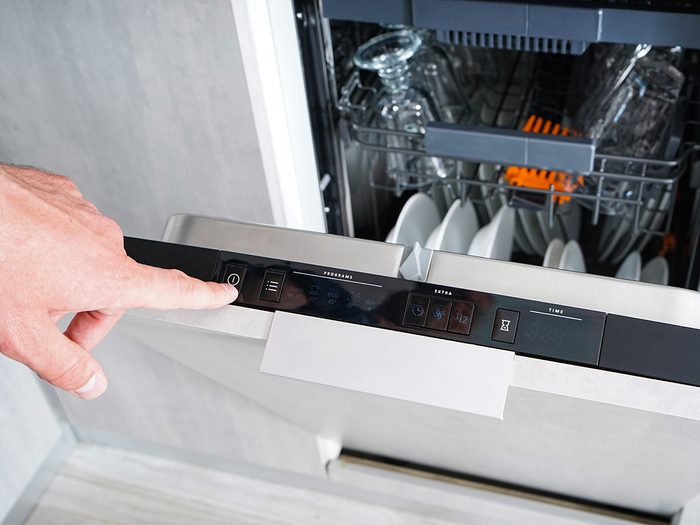 Cleaning tips - turning on dishwasher