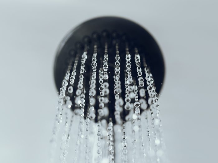 Showerhead with water flowing