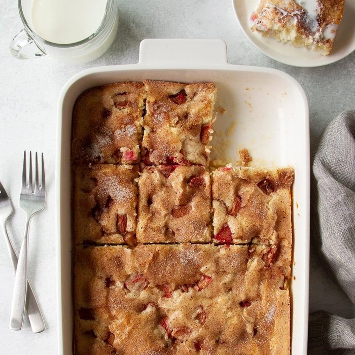 Old Fashioned Rhubarb Cake Exps Ft20 4258 F 0501 1 Home 4