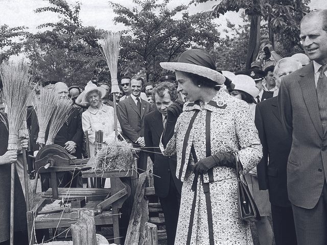 Queen Elizabeth Ii And Prince Phillip At High Park, 1973