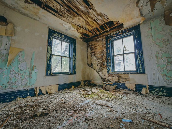 Abandoned Places in Canada - Room Falling Apart