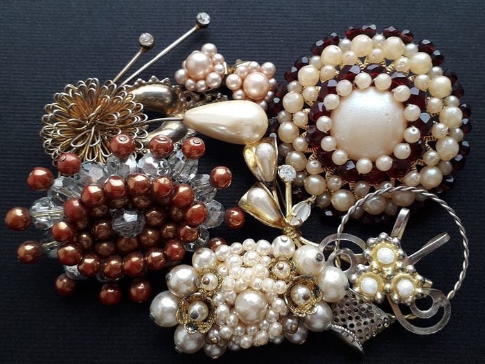 Old vintage brooches and jewelry