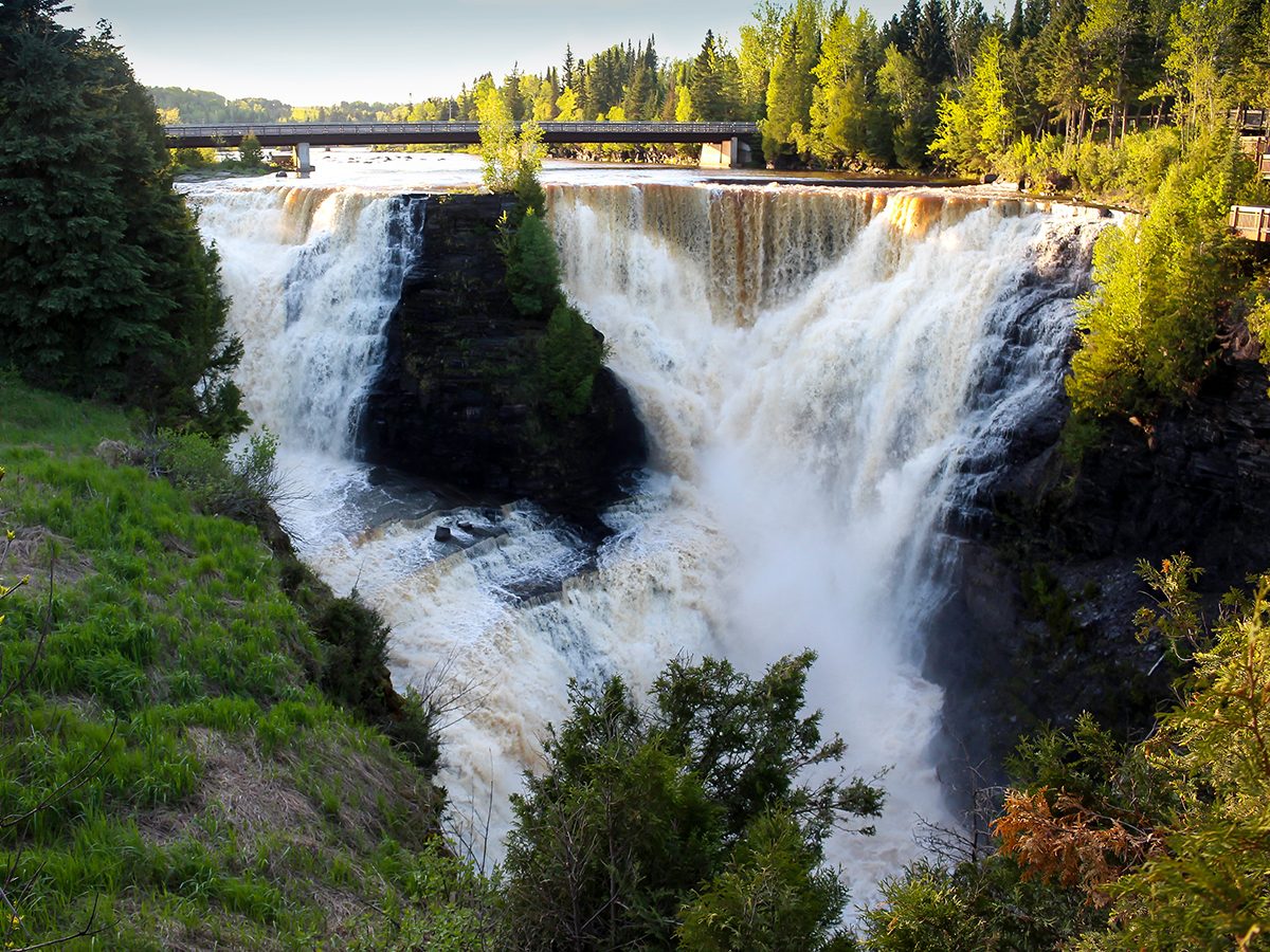 10 Waterfalls in Canada That'll Take Your Breath Away | Reader's Digest