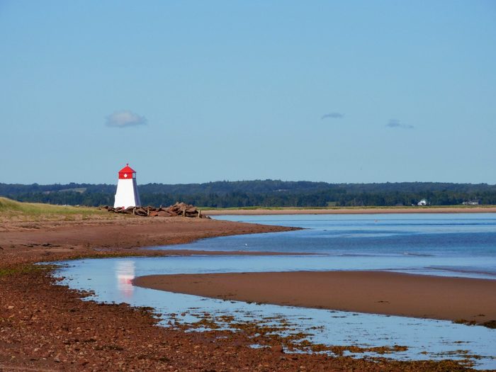 Beautiful Pictures Of Canada - Murray Harbour Range Front Lighthouse
