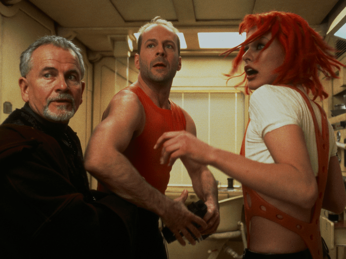 Best Sci Fi Movies On Netflix - The Fifth Element Bruce Willis Milla Jovovich