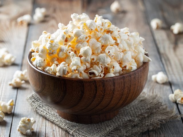 High fibre foods - air popped popcorn