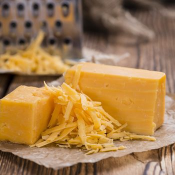 Can you freeze cheese - shredded cheese with grater
