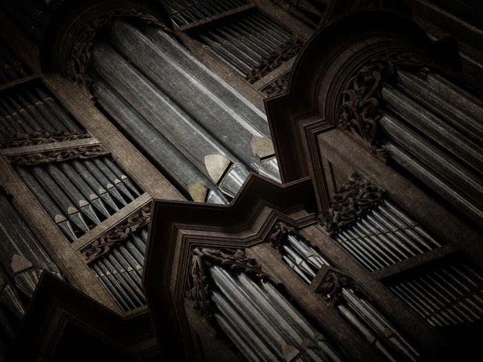 Spooky old pipe organ