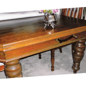 Old Oak Table - Featured Image