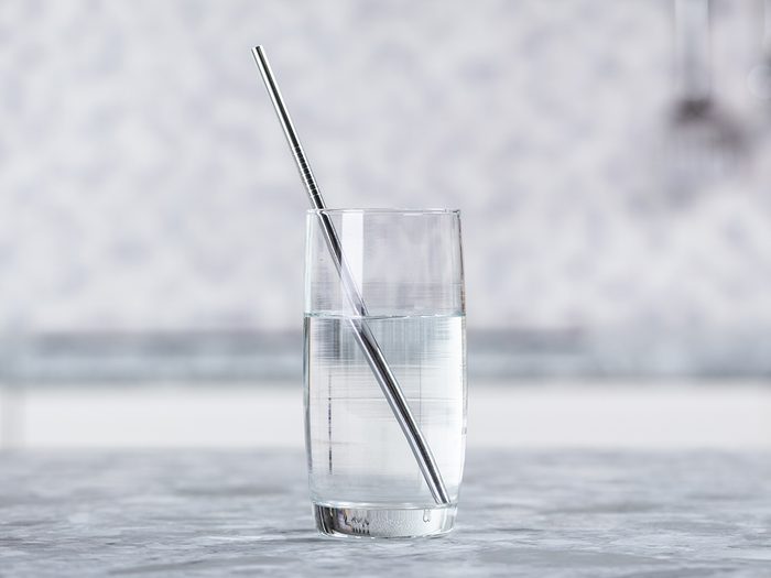 Water glass with metal straw