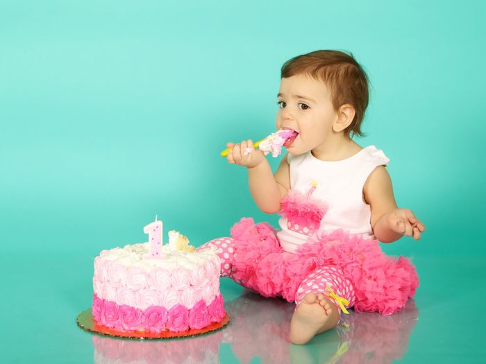 Baby's first birthday with cake