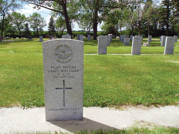 Pilot Officer Harry Whittaker Grave