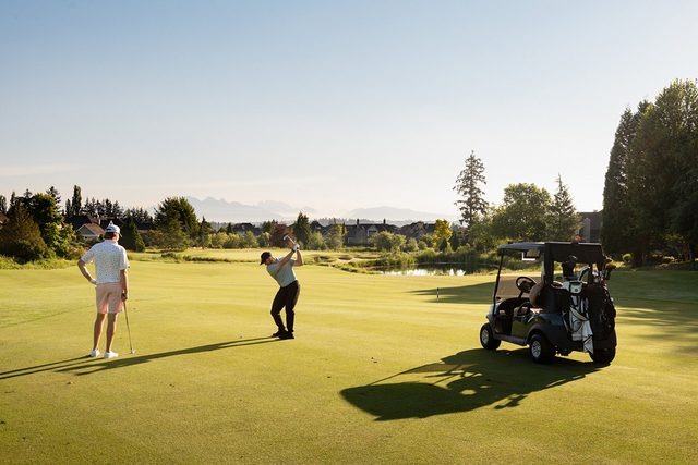 Things To Do In Surrey - Golf
