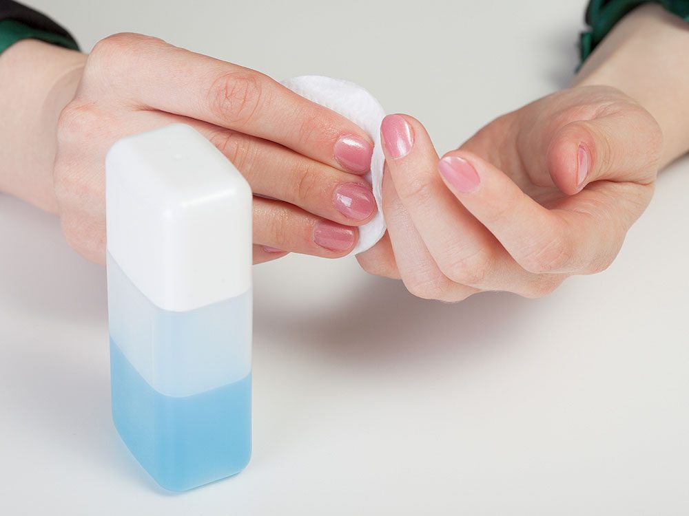 14 Clever Nail Polish Remover Hacks You'll Wish You Knew