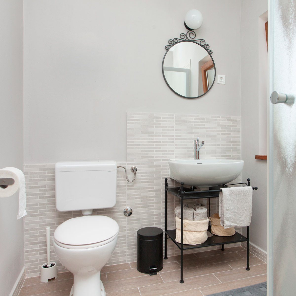 10 Small  Bathroom  Ideas  That Make a Big Impact Reader s 